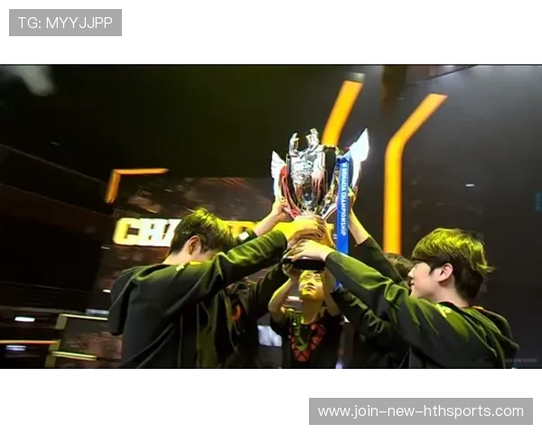 Knight中路清线转边，边路开花连拿人头